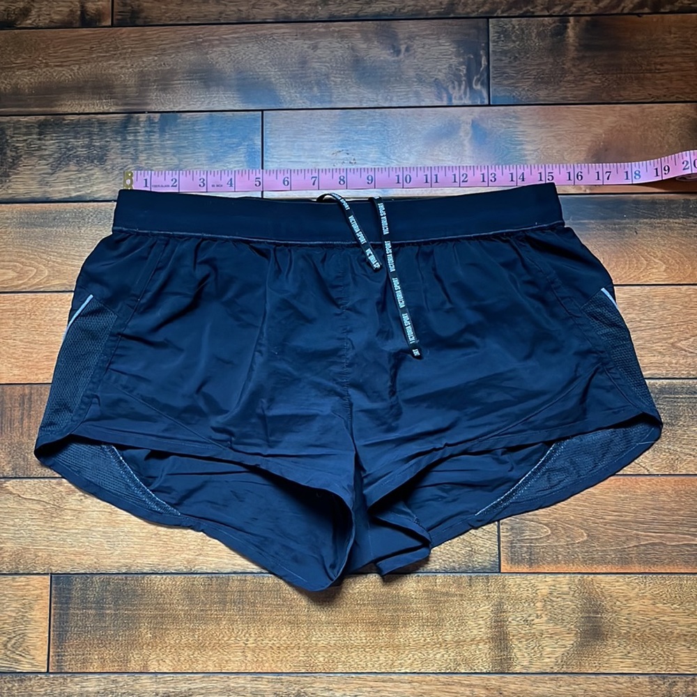 Victoria Sport Active Shorts
